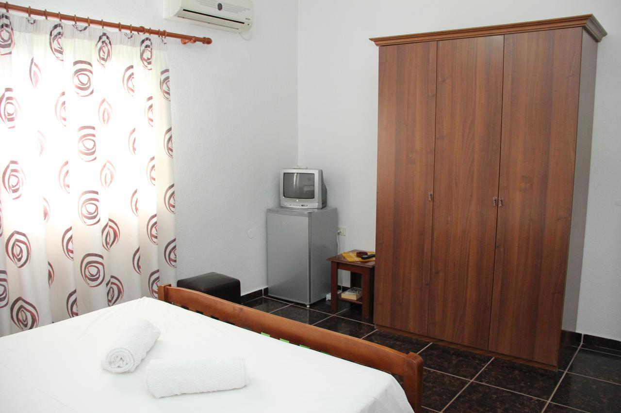 Hotel Italia Tirana Exterior photo